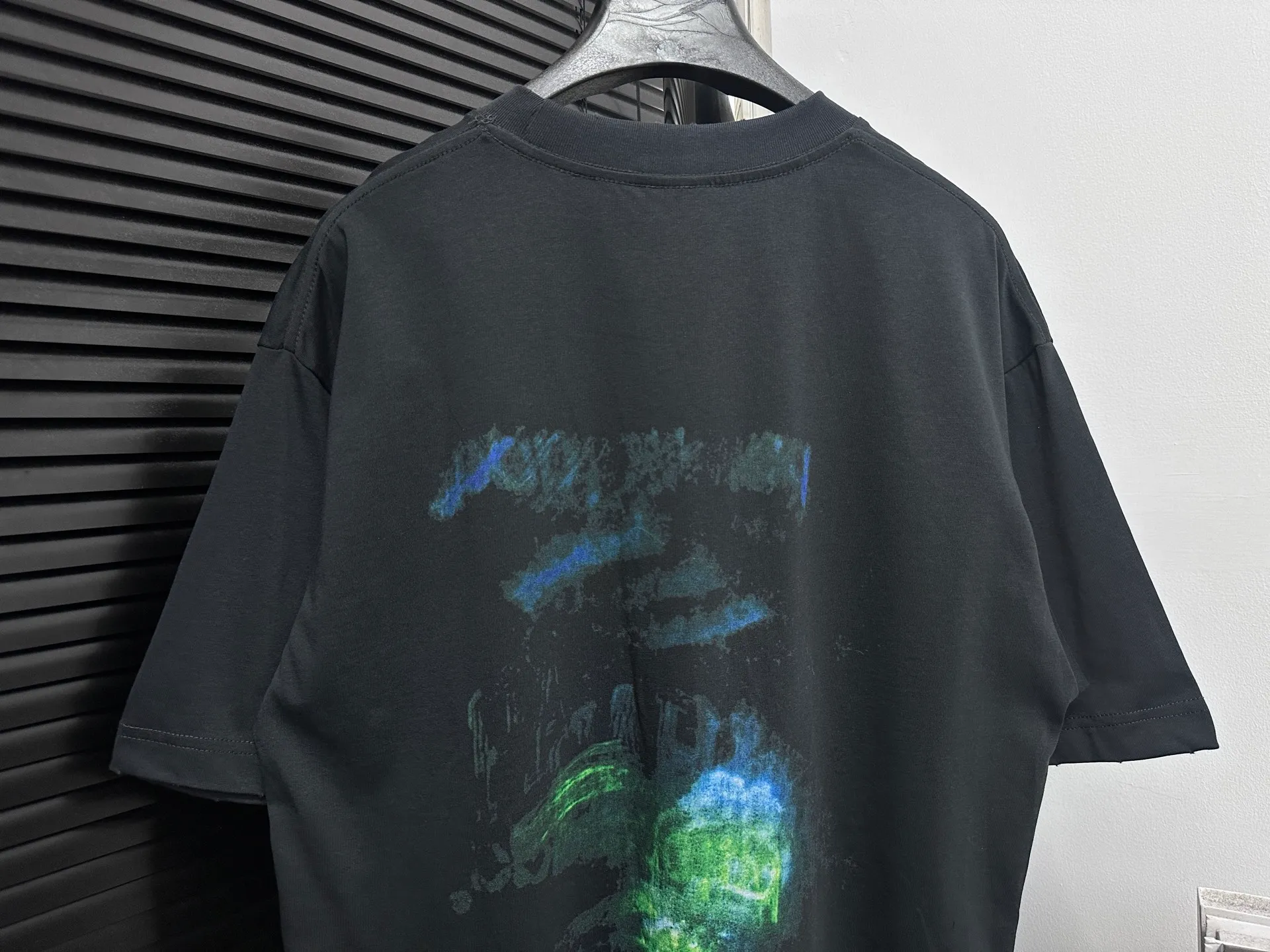 【balenciaga】 260 ; 320 1*1 ， ， 4 、 。 ， ; 。 Same Style。 ：Black，Green Size：XS-L